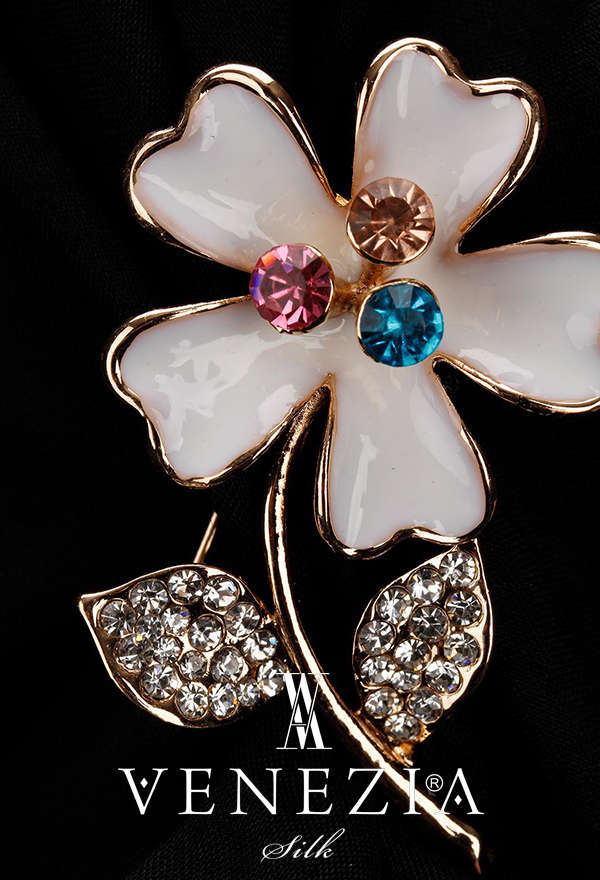 VENEZİA SİLK - Venezia Silk Kristal Parlak Taşlı Aksesuar Broş BRS192 (1)