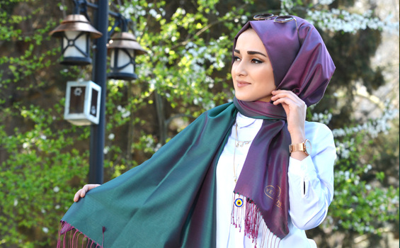 En Yumuşak Aksesuar: İpek Şal