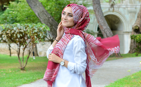 Bu Sezonun En Güzel Tesettür Tasarımları