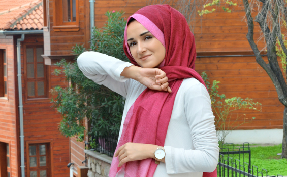 Akşam Davetlerine Özel Eşarp Modelleri