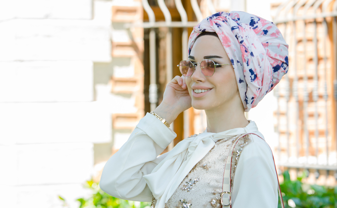 Hangi Eşarp Gökkuşağı Desenine Sahiptir