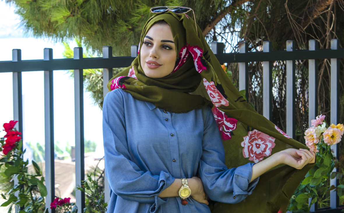 Son Moda Eşarplarda Yaz Kreasyonu